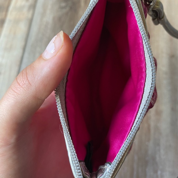 Coach wristlet - Picture 3 of 3